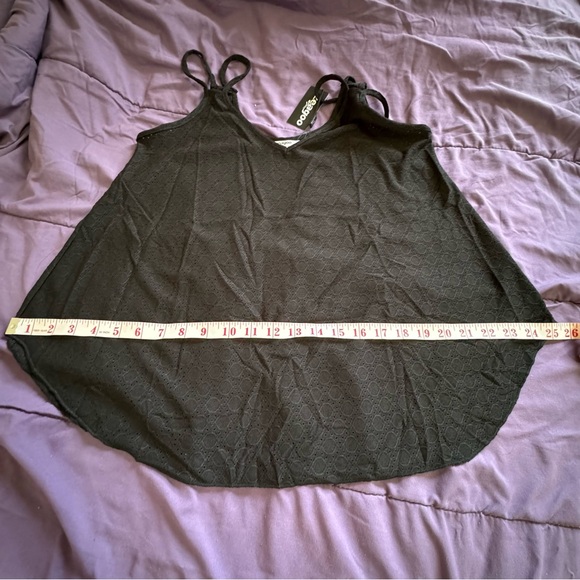 Zeagoo Women’s Chiffon Tank Top V Neck Basic Cami Loose Fit NWT Size US S - Picture 14 of 16